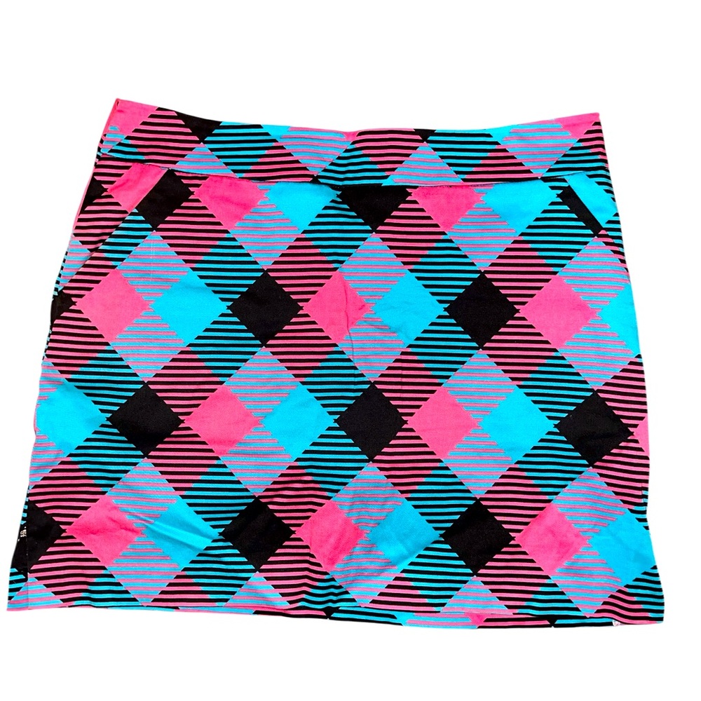 Loud Mouth - ladies golf skorts.